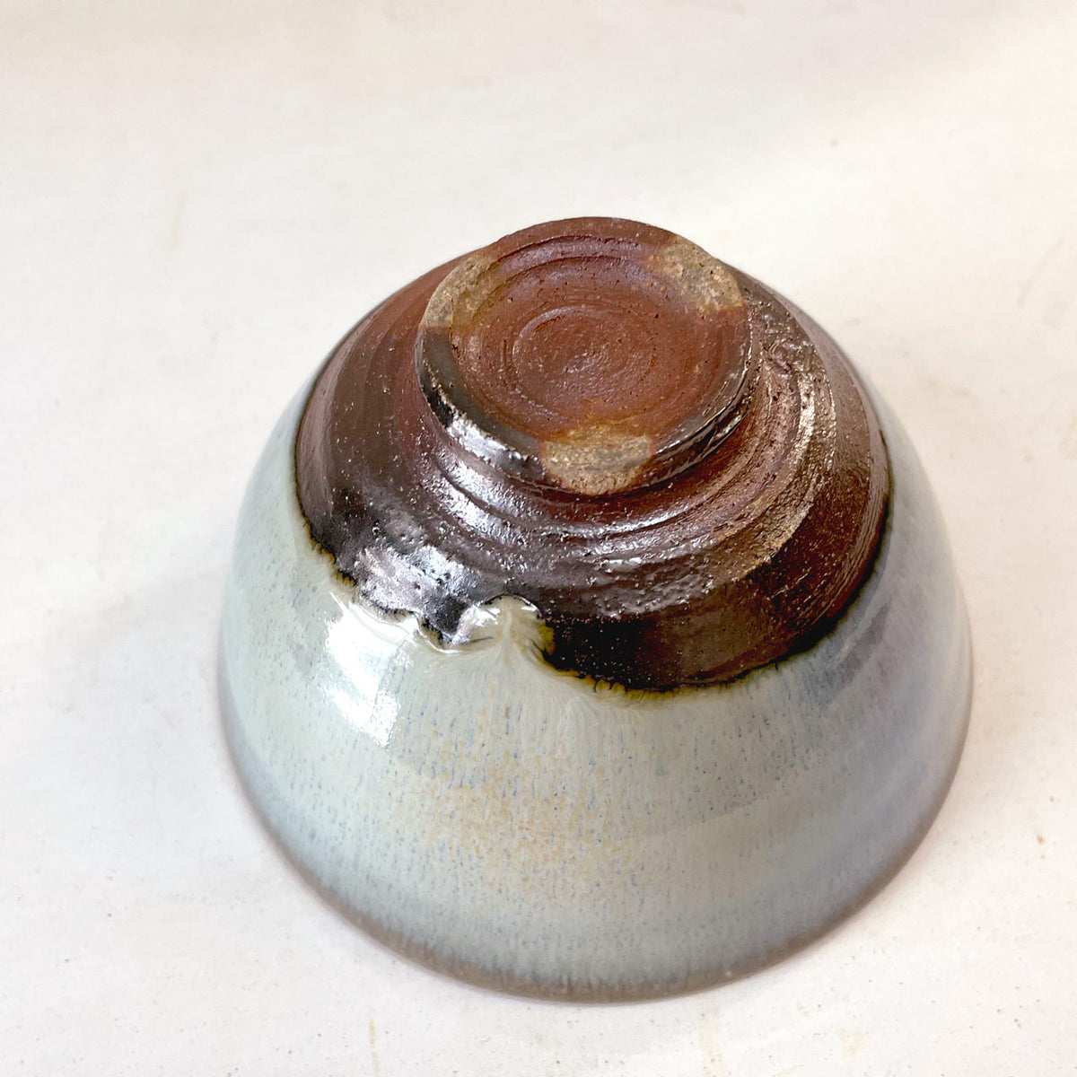 茶碗  窯変 茶碗(窯変紺) – 陶土う庵