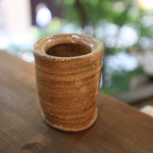 天龍寺青磁釉古信楽旅枕花入 – ゆう雑貨店