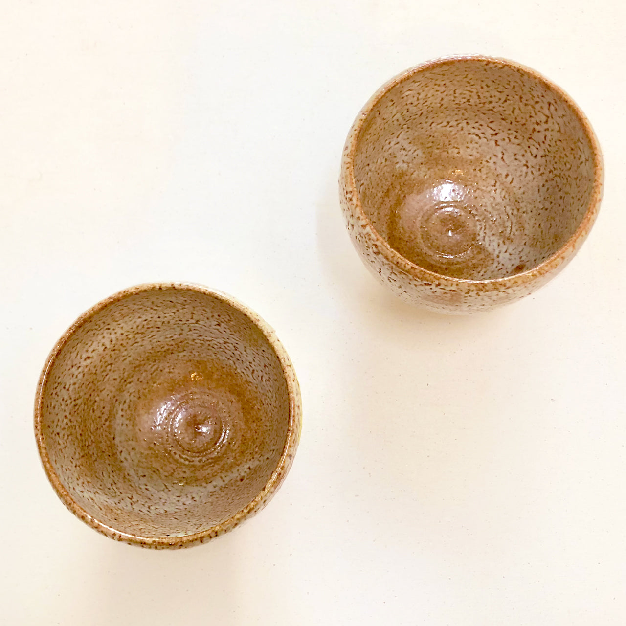 唐津梅花皮切高台縮れぐい呑み – ゆう雑貨店